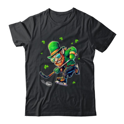 Leprechaun Playing Hockey St Patricks Day Sport Mens Boys Shirt & Hoodie | teecentury