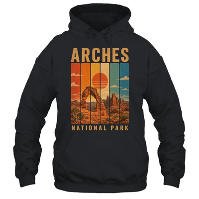 Arches National Park Utah Usa Outdoor Vintage Hiking Shirt & Tank Top | teecentury