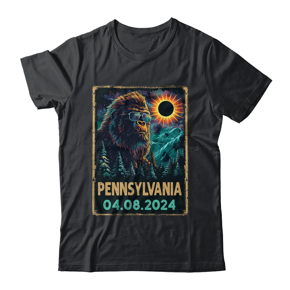 Bigfoot Pennsylvania Total Solar Eclipse 2024 Wearing Glasses Shirt & Hoodie | teecentury