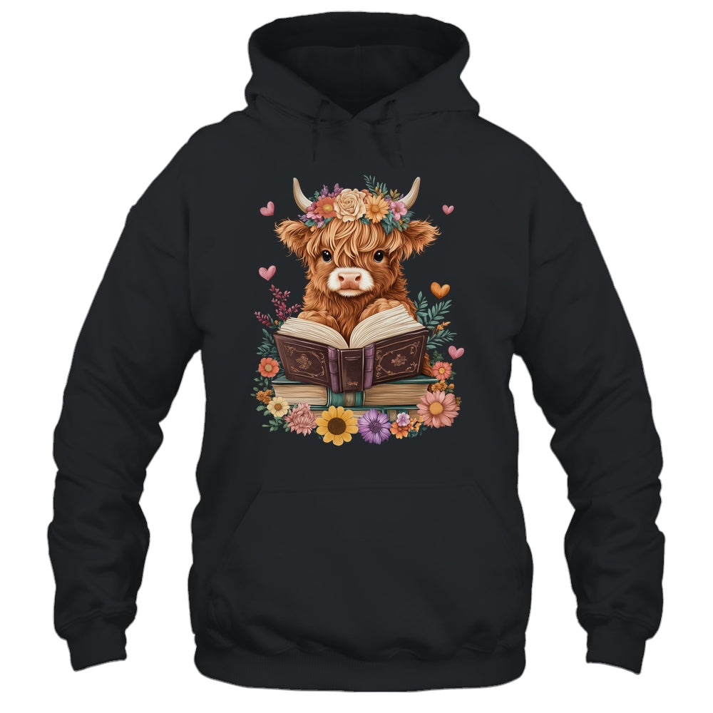 Cute Baby Highland Cow Reading Book Lover Bookworm Girls Shirt & Tank Top | teecentury