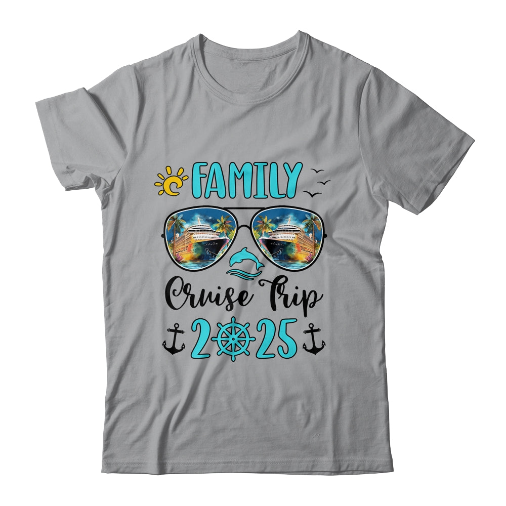 Family Cruise Trip 2025 Vacation Travel Family Cruising Shirt & Tank Top | teecentury