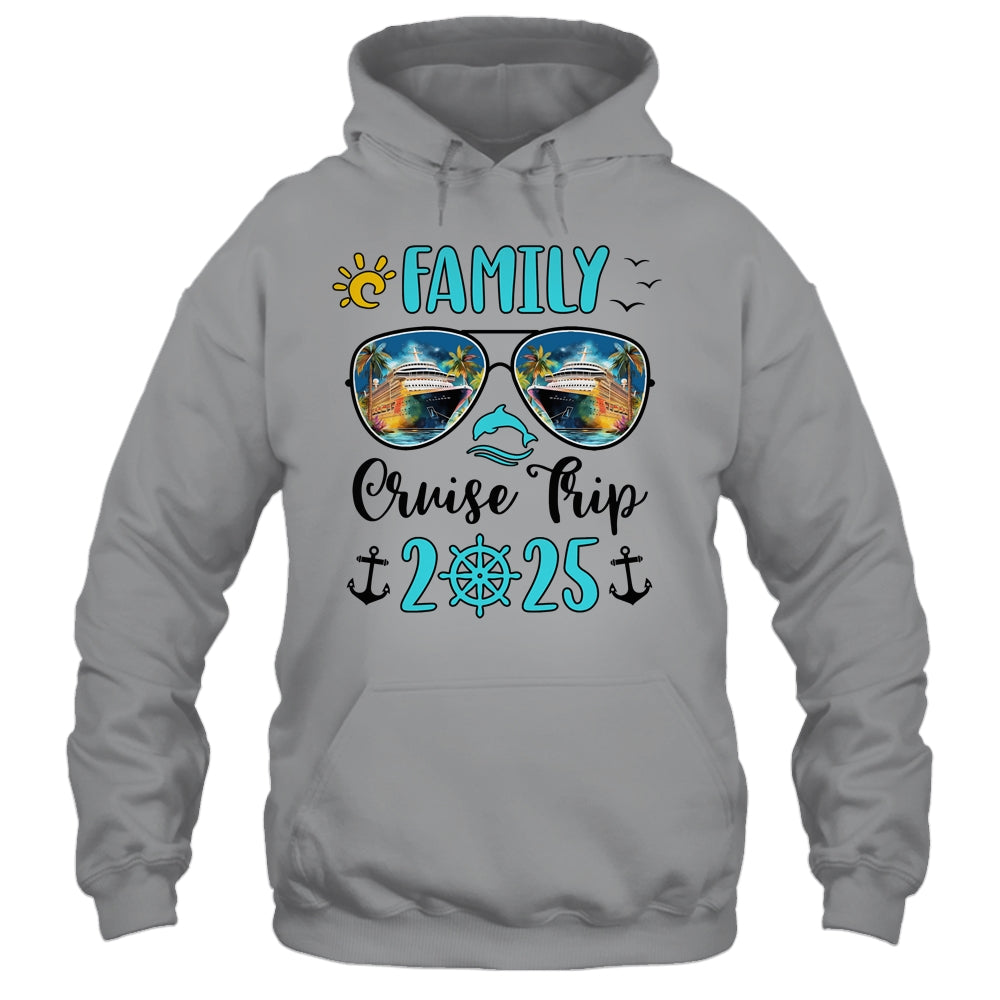 Family Cruise Trip 2025 Vacation Travel Family Cruising Shirt & Tank Top | teecentury