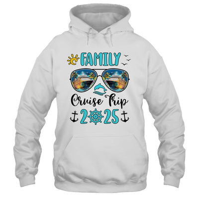 Family Cruise Trip 2025 Vacation Travel Family Cruising Shirt & Tank Top | teecentury
