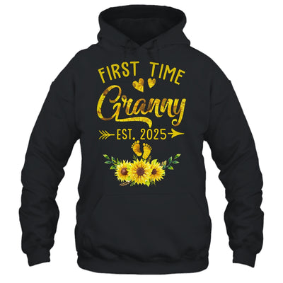 First Time Granny Est 2025 Sunflower Promoted To Granny Shirt & Tank Top | teecentury