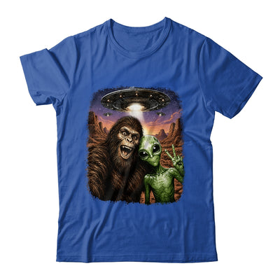 Funny Bigfoot Alien Sasquatch Selfie Rock On Peace Sign Ufo Shirt & Hoodie | teecentury