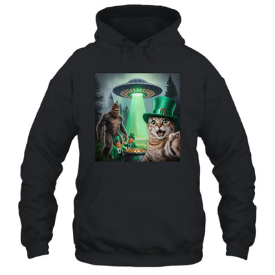Funny St Patricks Day Cat Selfie With Leprechaun Bigfoot UFO Shirt & Hoodie | teecentury