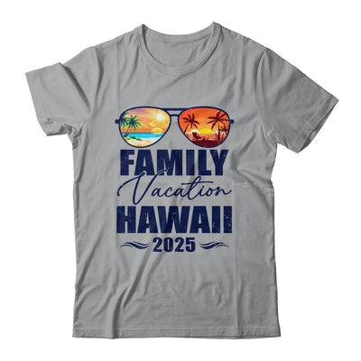 Hawaii Matching Family Vacation 2025 Making Memories Shirt & Tank Top | teecentury