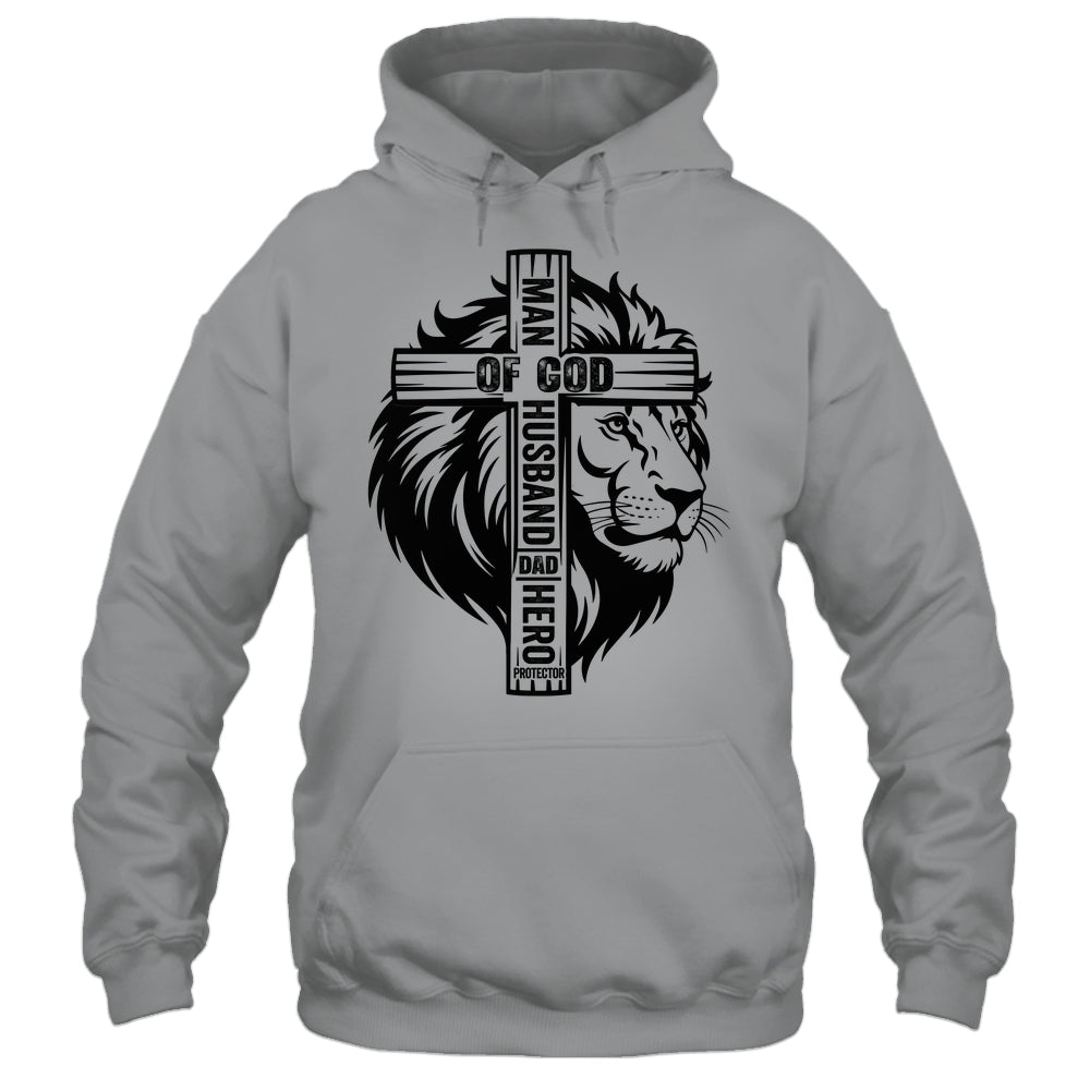 Man Of God Christian Dad For Husband Lion Men Father's Day Shirt & Hoodie | teecentury