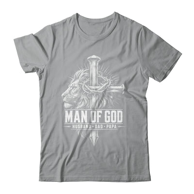 Man Of God Husband Dad Papa Lion Christian Father'S Day Men Shirt & Hoodie | teecentury