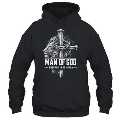 Man Of God Husband Dad Papa Lion Christian Father'S Day Men Shirt & Hoodie | teecentury