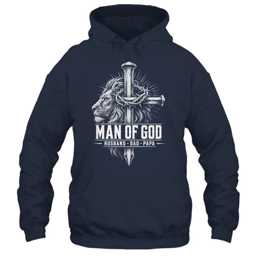 Man Of God Husband Dad Papa Lion Christian Father'S Day Men Shirt & Hoodie | teecentury