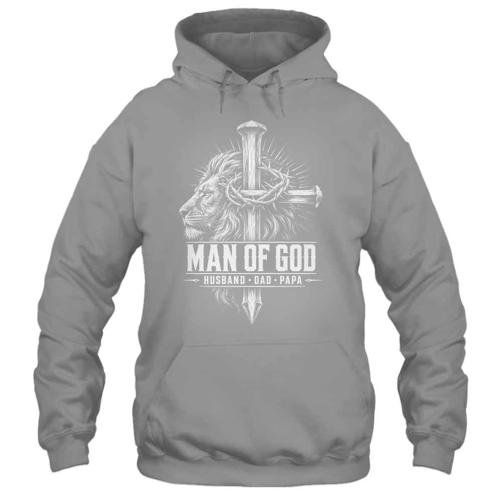 Man Of God Husband Dad Papa Lion Christian Father'S Day Men Shirt & Hoodie | teecentury