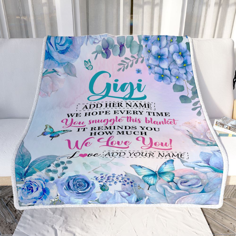 Personalized Gigi Blanket From Grandkids Granddaughter Grandson Floral Print We Love You Gigi Birthday Gifts Mothers Day Christmas Customized Fleece Blanket | teecentury