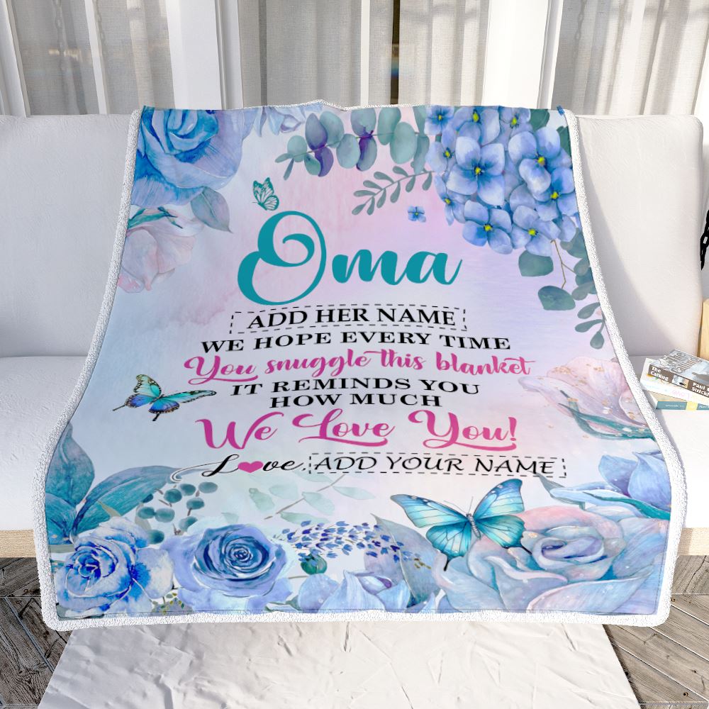 Personalized Oma Blanket From Grandkids Granddaughter Grandson Floral Print We Love You Oma Birthday Gifts Mothers Day Christmas Customized Fleece Blanket | teecentury