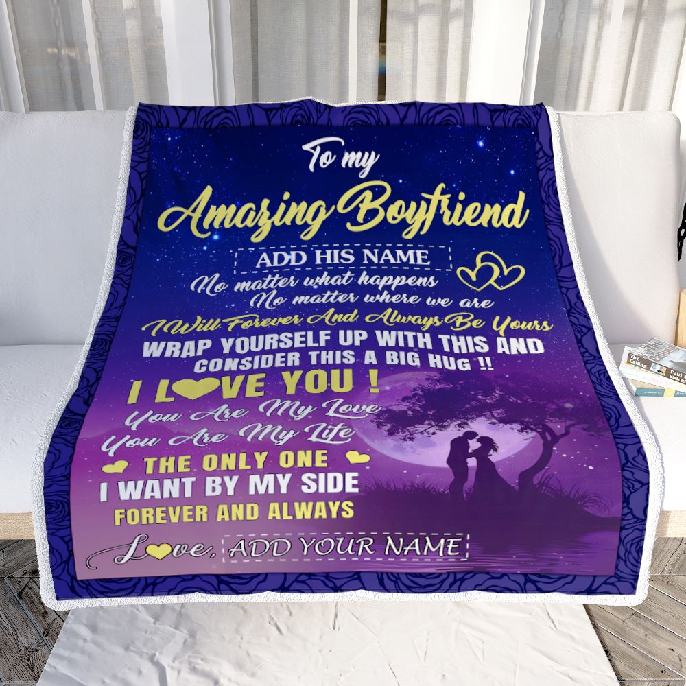 Personalized To My Amazing Boyfriend Blanket Big Hug For Boyfriend Birthday Gifts Anniversary Romantic Valentines Day Gifts For Him Christmas Fleece Blanket | teecentury