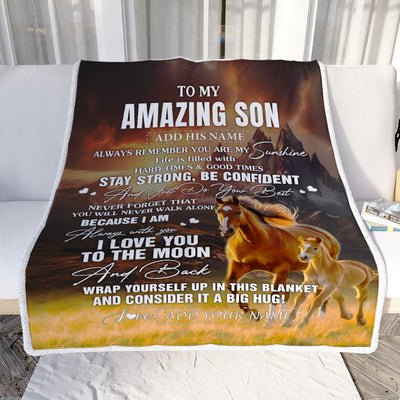 Personalized To My Amazing Son Blanket From Mom Dad Mother Father Horse It A Big Hug Son Birthday Gifts Graduation Christmas Customized Fleece Throw Blanket | teecentury