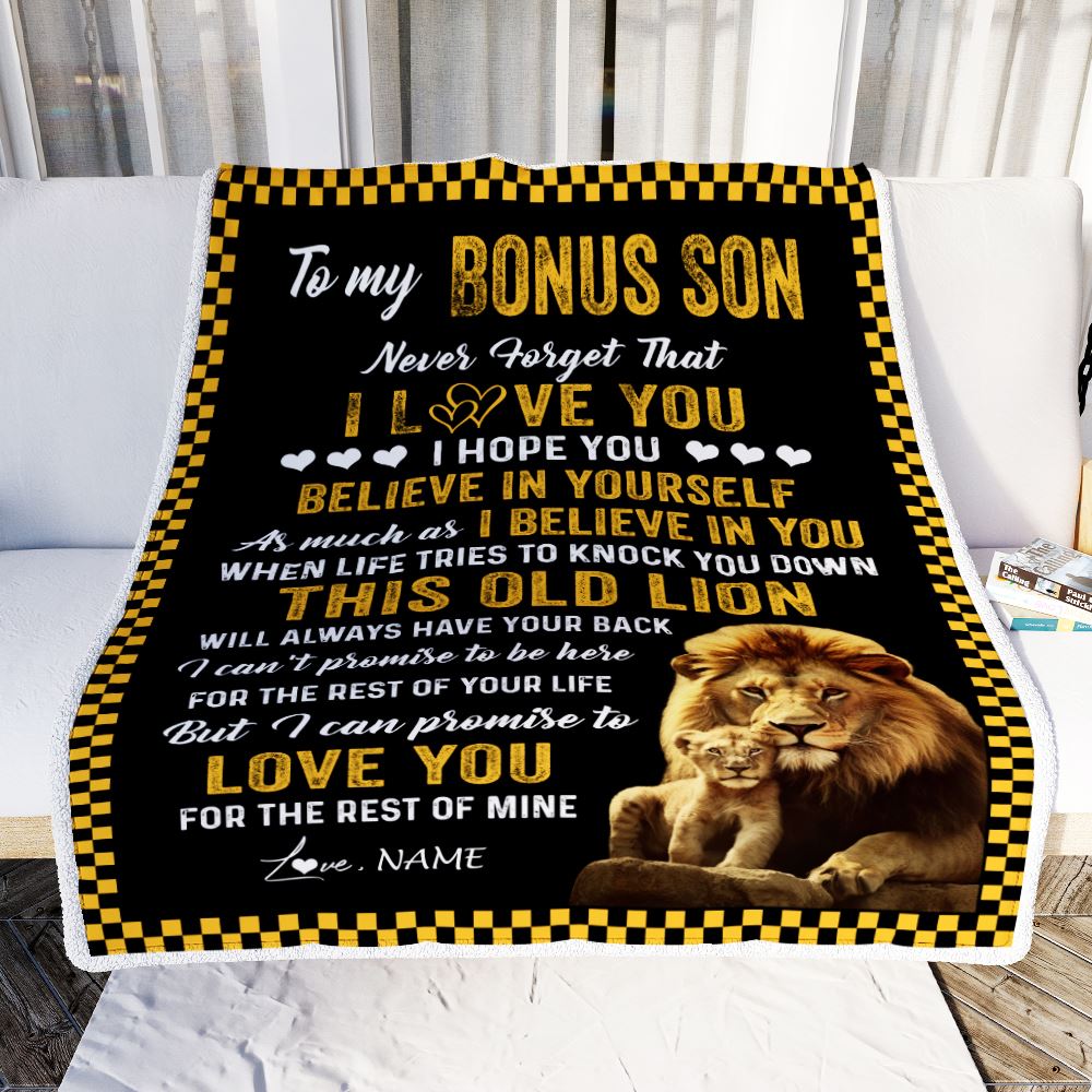 Personalized To My Bonus Son Blanket From Stepfather This Old Lion Love You Stepson Birthday Graduation Christmas Customized Fleece Throw Blanket | teecentury