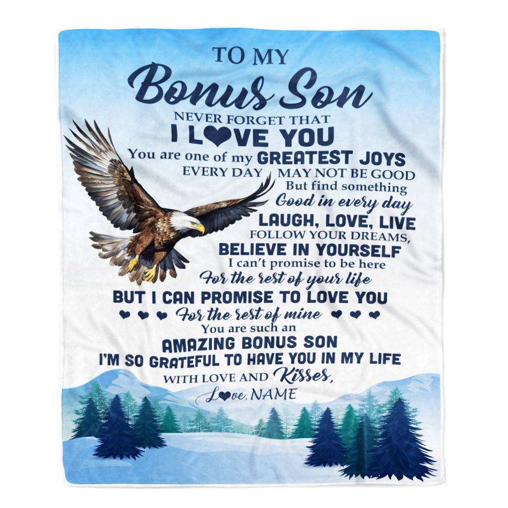 Personalized To My Bonus Son Eagle Blanket From Mom Never Forget That I Love You Stepson Gift Birthday Graduation Christmas Customized Gift Fleece Blanket | teecentury