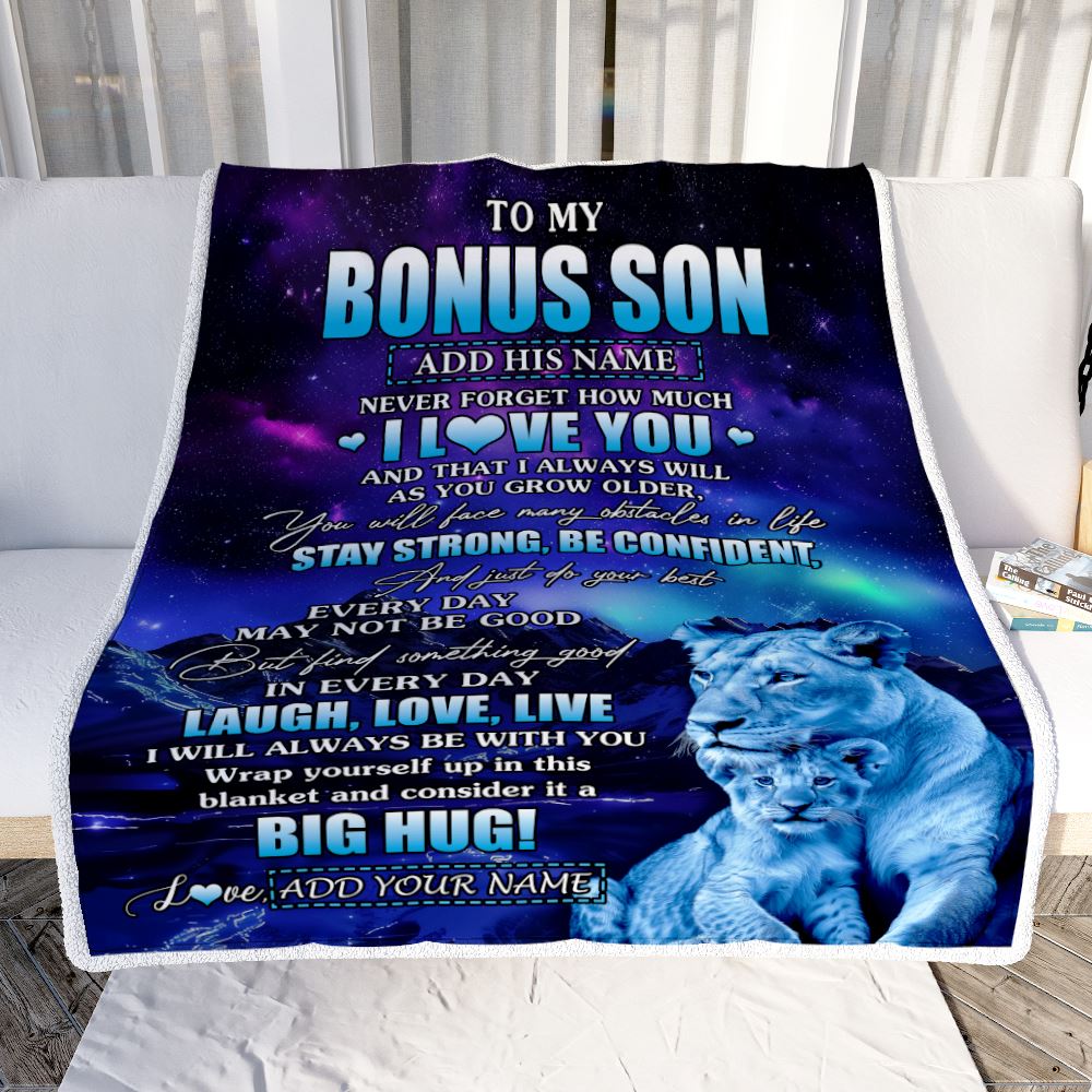 Personalized To My Bonus Son Gifts From Step Mom Blanket Laught Love Live Lion Great Stepson Birthday Gifts Graduation Christmas Customized Fleece Blanket | teecentury
