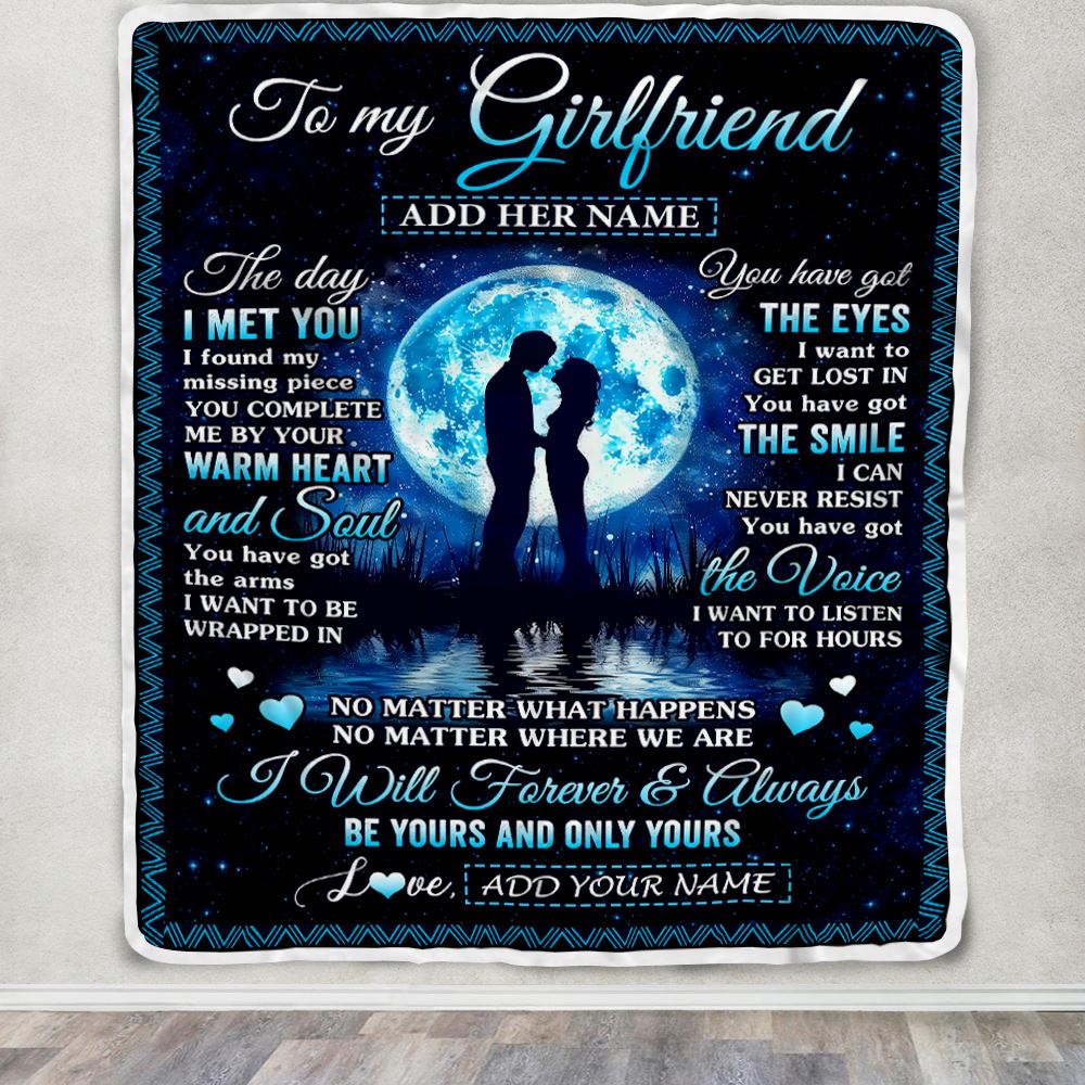 Personalized To My Girlfriend Blanket Wood The Day I Met You Girlfriend Birthday Gifts Romantic Valentines Day For Her Christmas Customized Fleece Blanket | teecentury