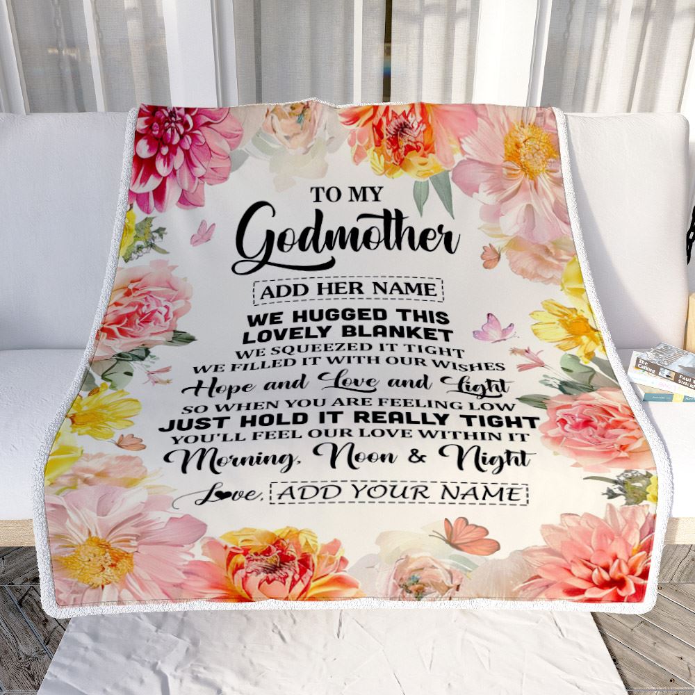 Personalized To My Godmother Blanket From Niece Floral We Hugged This Lovely Aunt Birthday Gifts Mothers Day Christmas Customized Fleece Throw Blanket | teecentury