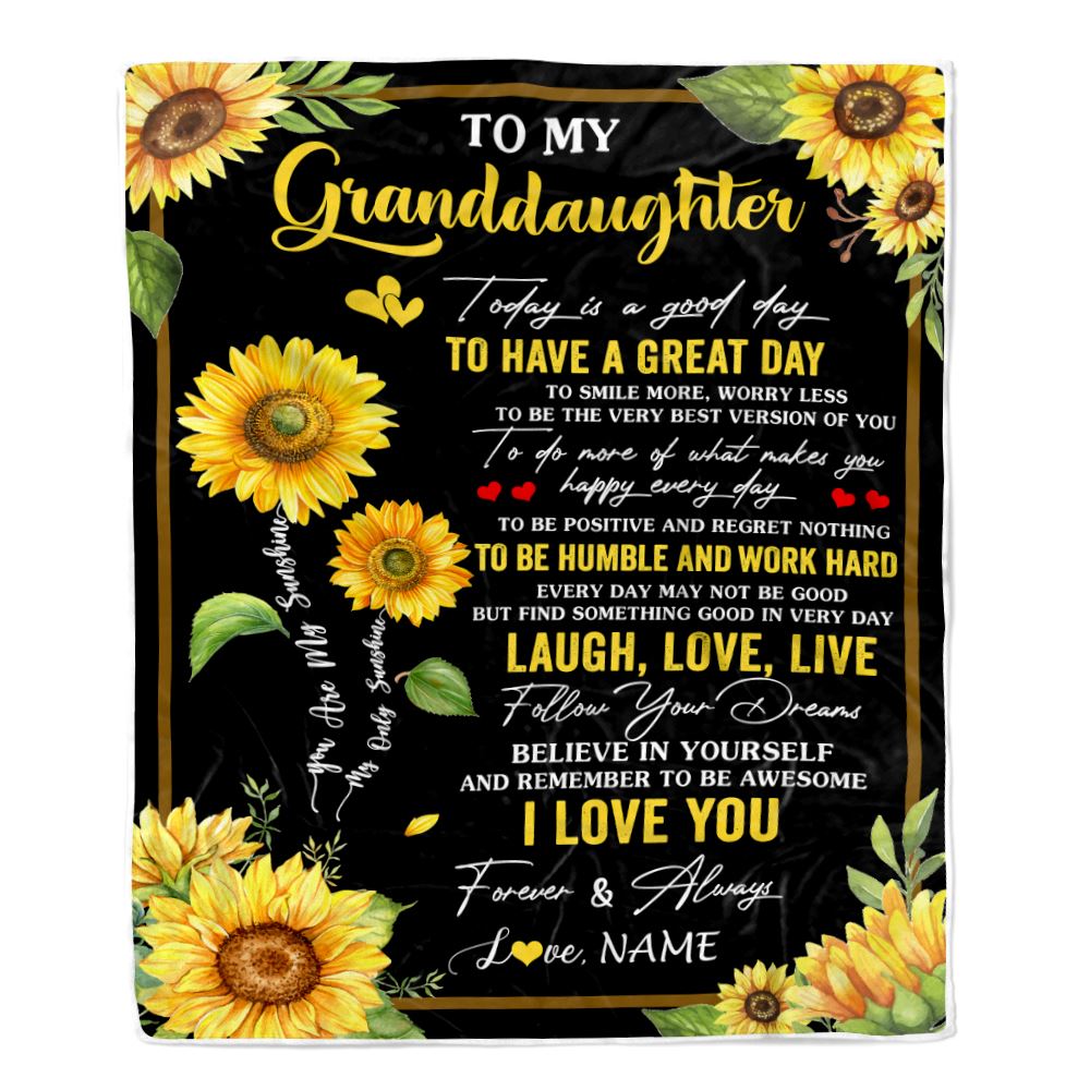Personalized To My Granddaughter Sunflower Blanket From Grandma Gigi Every Day Laugh Love Live Granddaughter Birthday Gifts Christmas Fleece Throw Blanket | teecentury