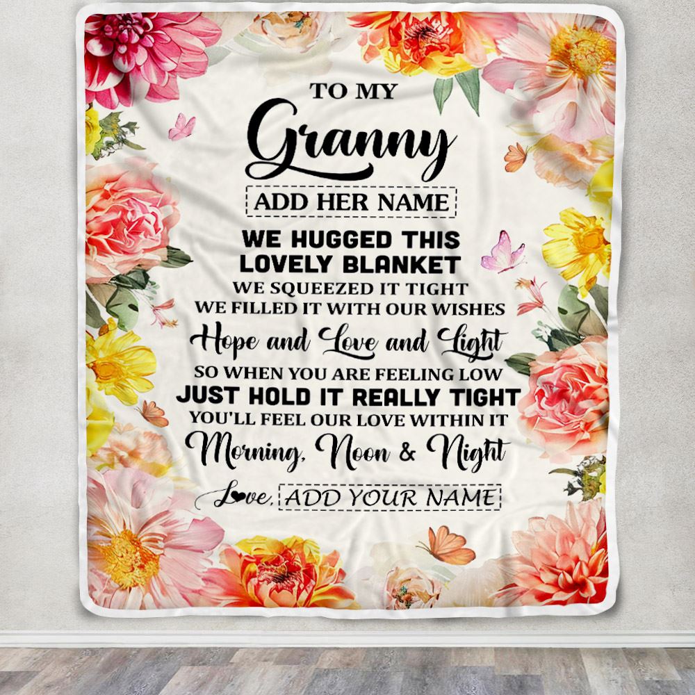 Personalized To My Granny Blanket From Grandkids Grandson Floral We Hugged This Lovely Granny Birthday Gifts Mothers Day Christmas Customized Fleece Blanket | teecentury