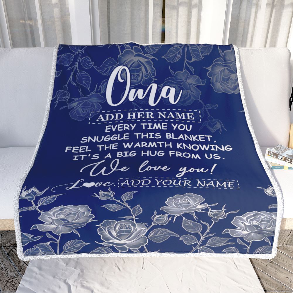 Personalized To My Oma Gifts Blanket From Granddaughter Grandson Blue Flower Love You Birthday Gifts For Oma Mothers Day Christmas Oma Fleece Throw Blanket | teecentury