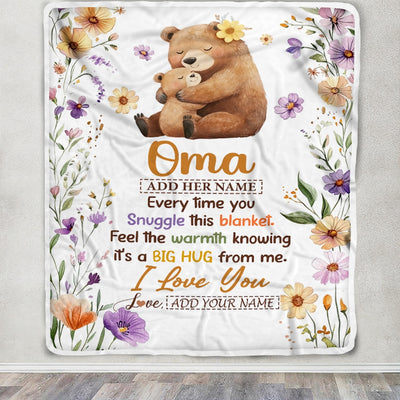 Personalized To My Oma Gifts From Granddaughter Grandson Blanket Bear Big Hug Birthday Present Gift Idea For Oma Mothers Day Christmas Custom Fleece Blanket Shirt & Hoodie | teecentury