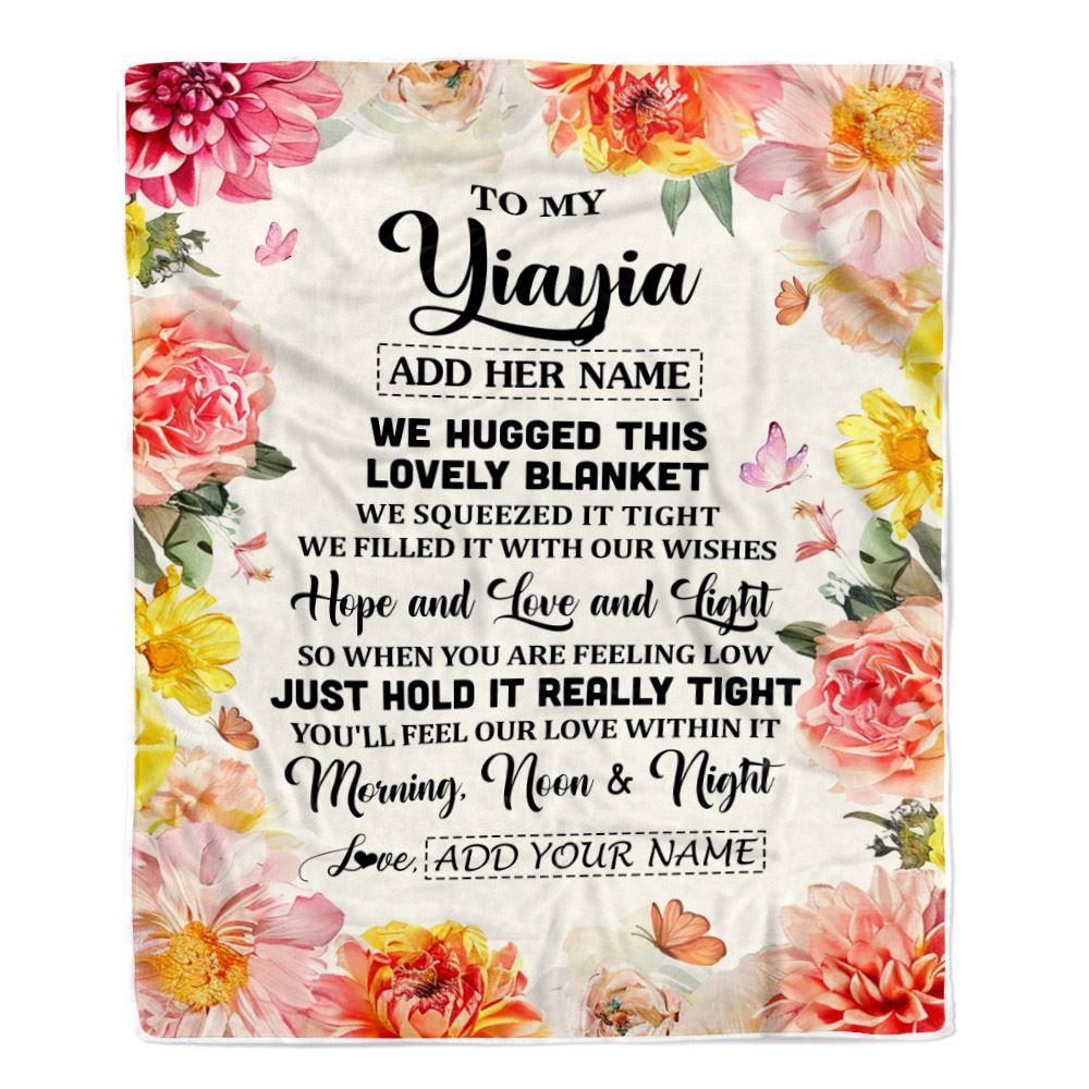 Personalized To My Yiayia Blanket From Grandkids Grandson Floral We Hugged This Lovely Yiayia Birthday Gifts Mothers Day Christmas Customized Fleece Blanket | teecentury