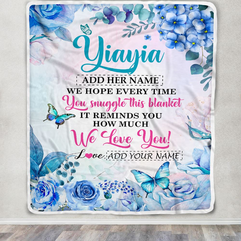 Personalized Yiayia Blanket From Grandkids Granddaughter Floral Print We Love You Yiayia Birthday Gifts Mothers Day Christmas Customized Fleece Blanket | teecentury