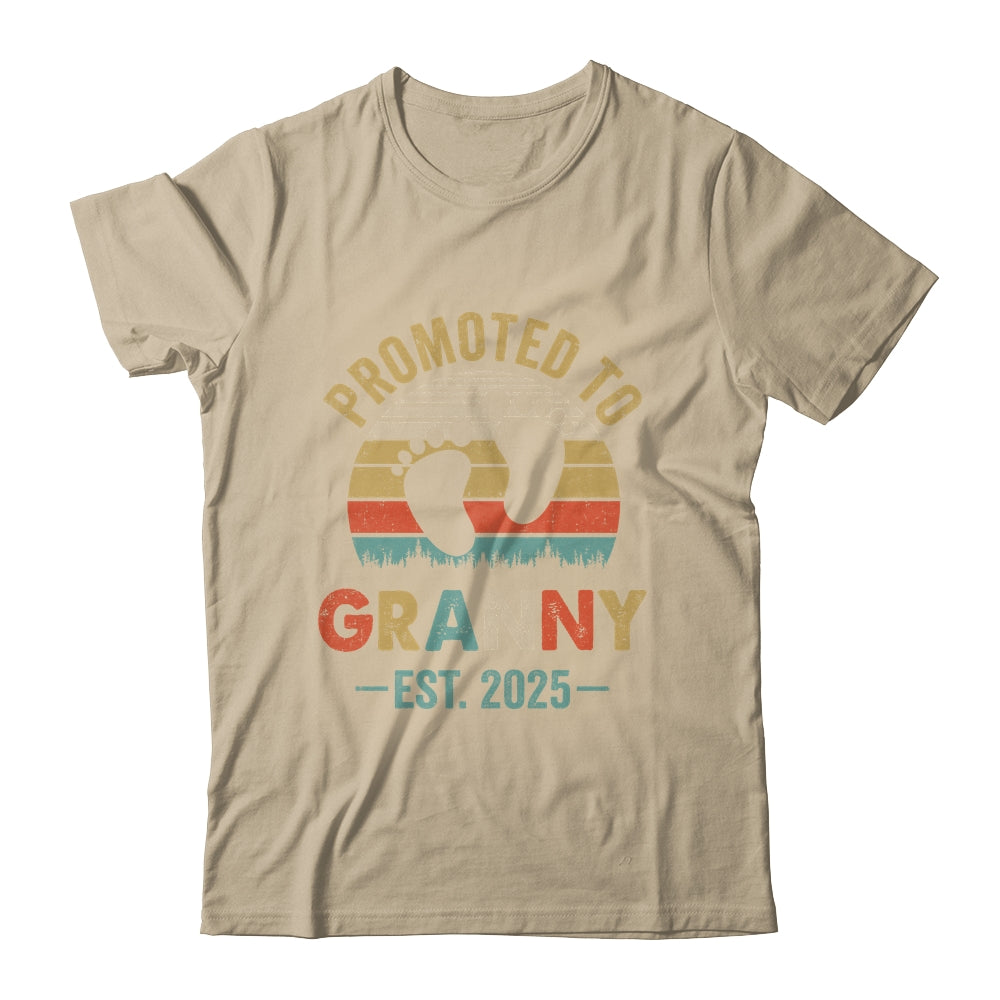 Promoted To Granny Est 2025 Mothers Day Vintage Shirt & Tank Top | teecentury
