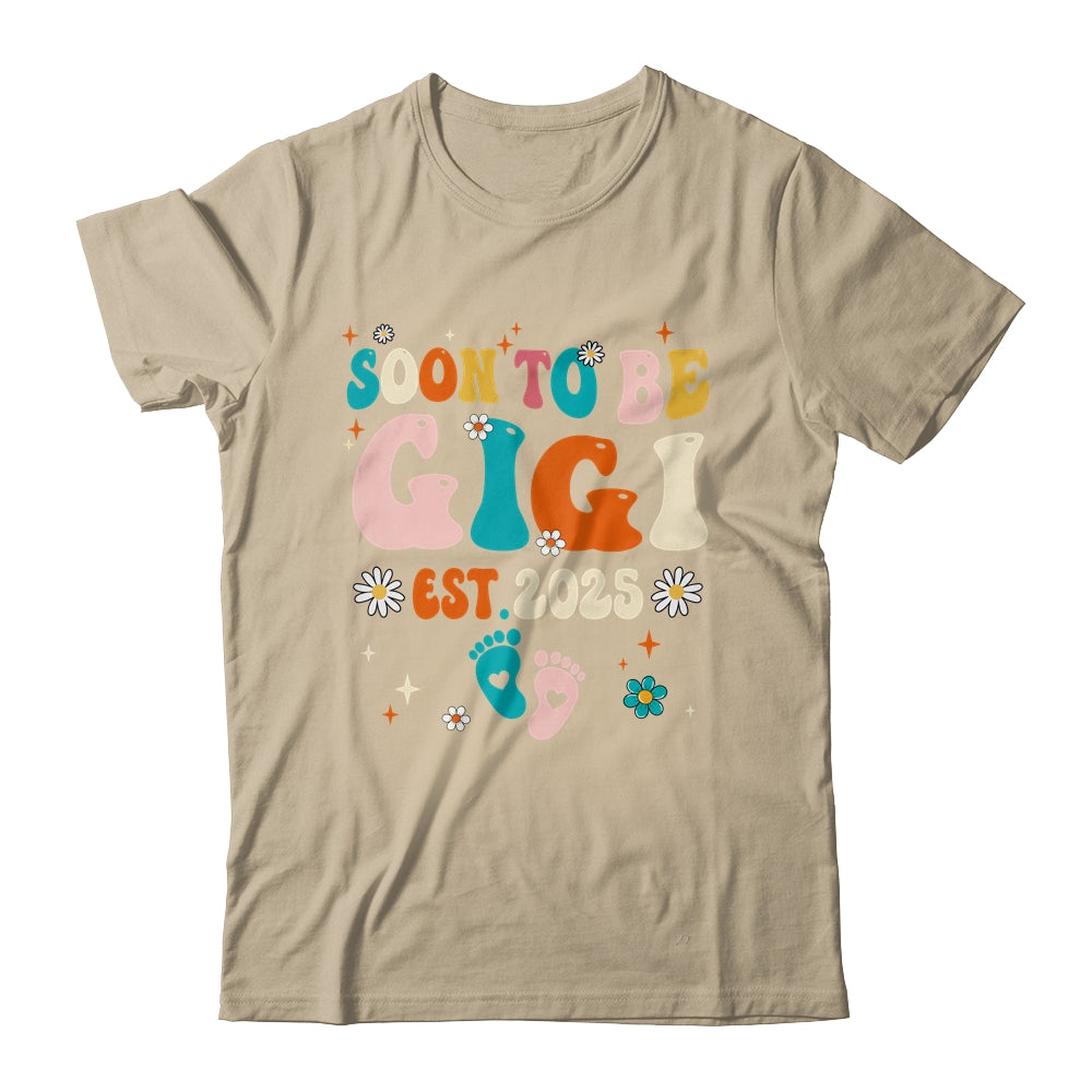 Soon To Be Gigi Est 2025 Pregnancy Announcement Groovy Shirt & Tank Top | teecentury