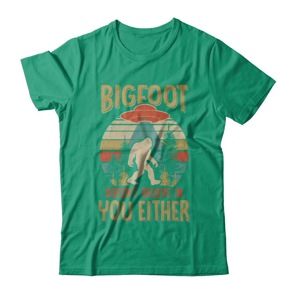 Retro Bigfoot Doesn't Believe In You Either UFO T-Shirt & Hoodie | Teecentury.com