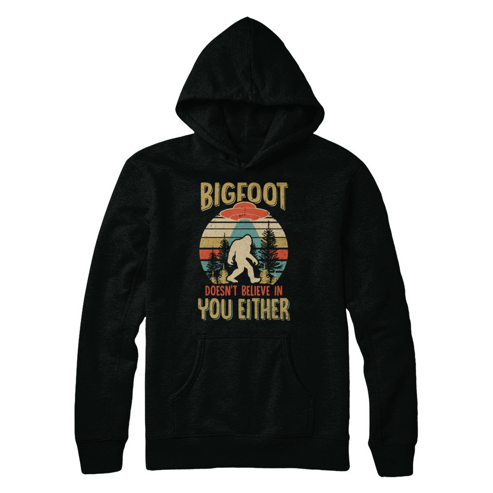 Retro Bigfoot Doesn't Believe In You Either UFO T-Shirt & Hoodie | Teecentury.com