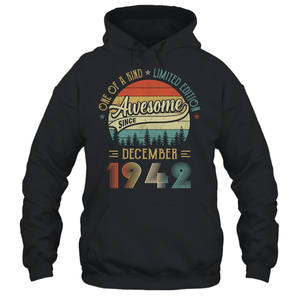 December 1942 Vintage 80 Years Old Retro 80th Birthday T-Shirt & Hoodie | Teecentury.com
