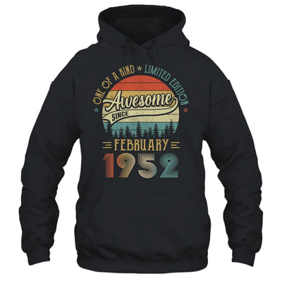 February 1952 Vintage 70 Years Old Retro 70th Birthday T-Shirt & Hoodie | Teecentury.com