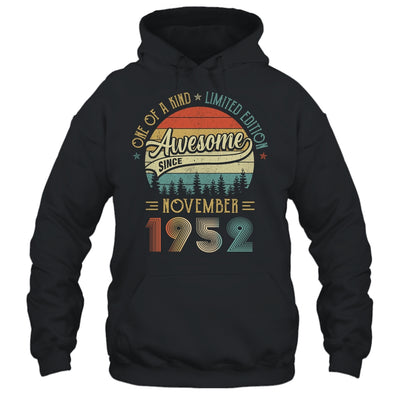 November 1952 Vintage 70 Years Old Retro 70th Birthday T-Shirt & Hoodie | Teecentury.com
