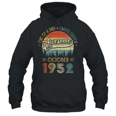 October 1952 Vintage 70 Years Old Retro 70th Birthday T-Shirt & Hoodie | Teecentury.com