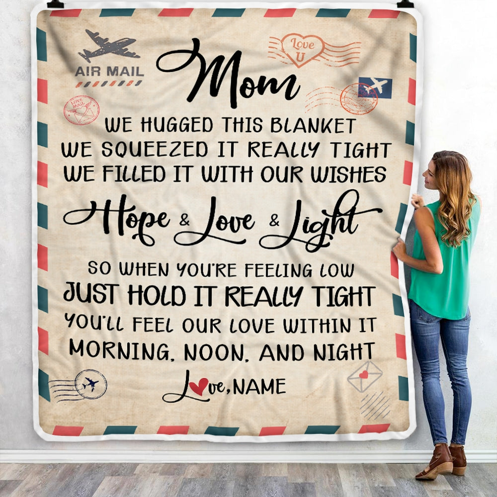 Personalized Mom Blanket From Daughter Son We Hugged This Blanket Mail Letter Mom Birthday Mothers Day Christmas Gift Customized Fleece Blanket Blanket | Teecentury.com