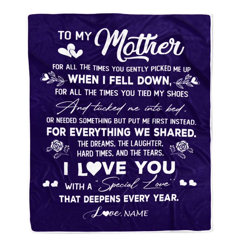 Personalized My Mom Blanket from Daughter Son I Love You With A Special Love Mom Mothers Day Birthday Thanksgiving Christmas Customized Fleece Throw Blanket | teecentury