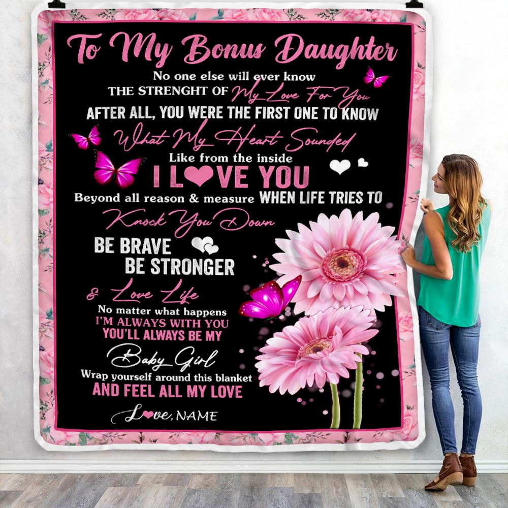 Personalized To My Bonus Daughter Blanket From Stepmom I Love You Pink Daisy Butterfly Stepdaughter Birthday Graduation Christmas Customized Fleece Blanket | teecentury