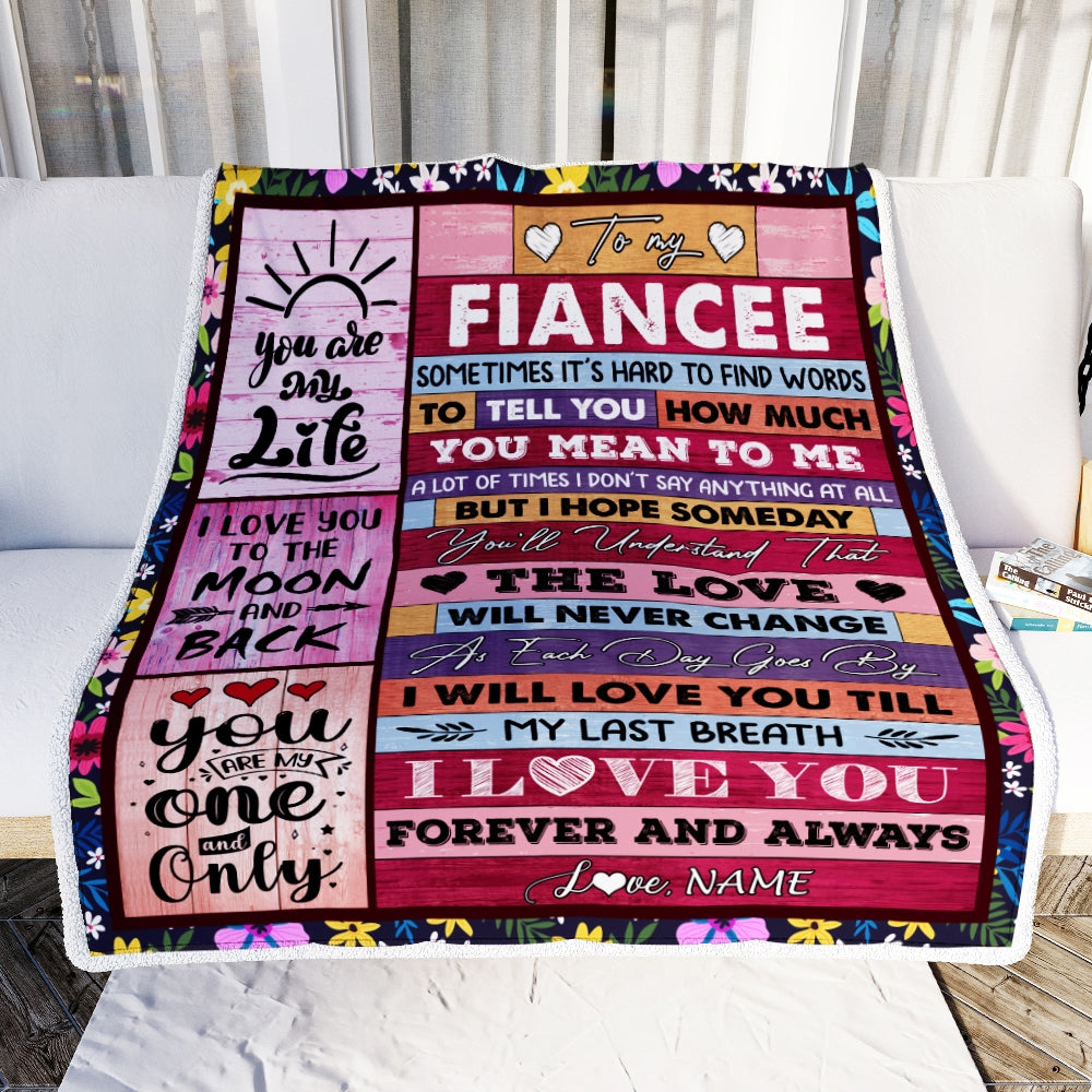 Personalized To My Fiancee Blanket From Fiance Wood Never Forget That I Love You Fiancee Anniversary Valentines Day For Her Christmas Fleece Throw Blanket Blanket | Teecentury.com