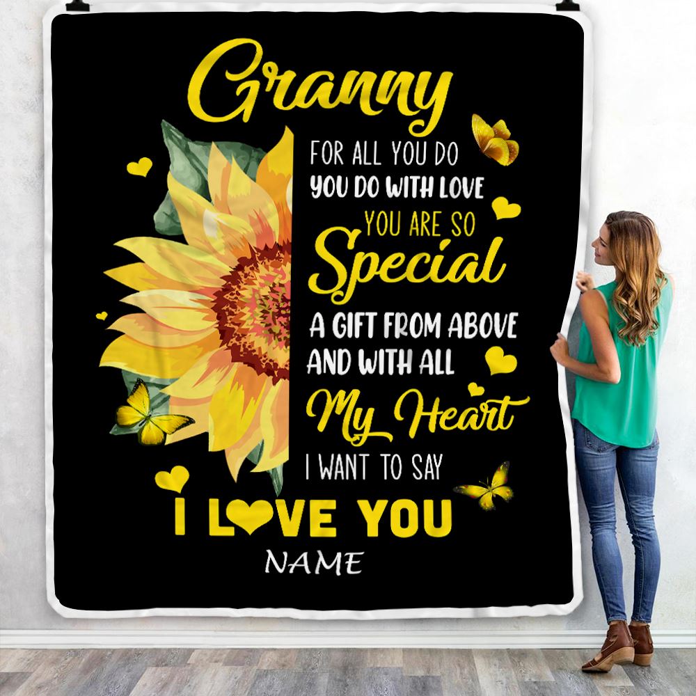 Personalized To My Granny Blanket From Grandkids Granddaughter I Want To Say I Love You Sunfower Granny Birthday Mothers Day Christmas Fleece Throw Blanket | teecentury