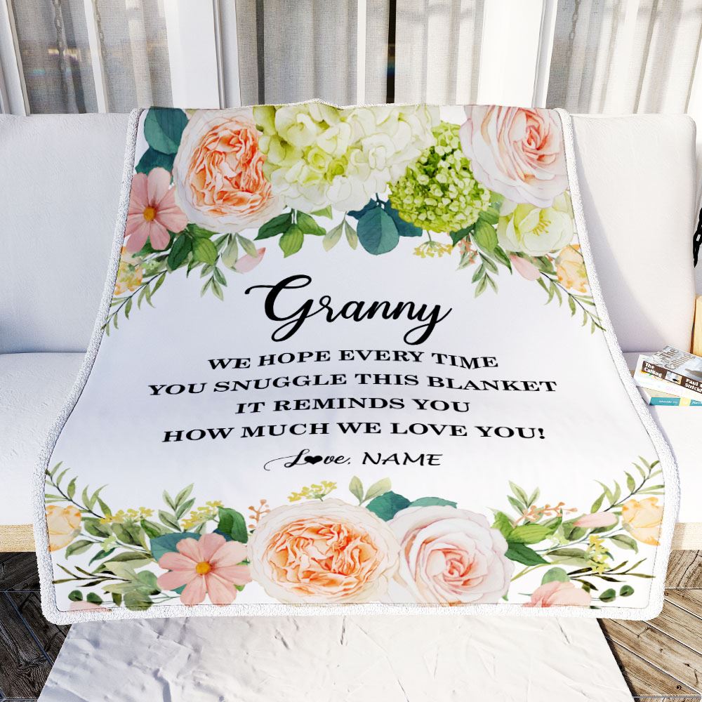Personalized To My Granny Blanket From Grandkids How Much We Love You Flower Granny Birthday Mothers Day Christmas Customized Fleece Throw Blanket | teecentury