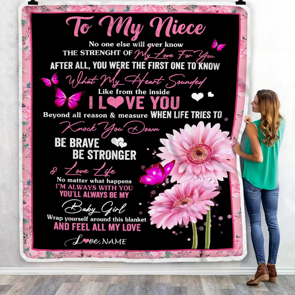 Personalized To My Niece Blanket From Aunt Auntie Uncle I Love You Pink Daisy Butterfly Niece Birthday Graduation Christmas Customized Fleece Throw Blanket | teecentury