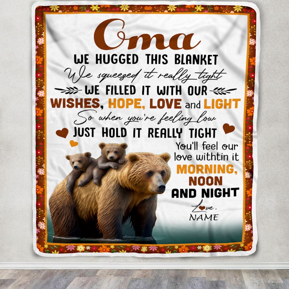 Personalized To My Oma Blanket From Granddaughter Grandson Bear I Love You Oma Birthday Mothers Day Christmas Customized Fleece Throw Blanket | teecentury