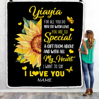 Personalized To My Yiayia Blanket From Grandkids Granddaughter I Want To Say I Love You Sunfower Yiayia Birthday Mothers Day Christmas Fleece Throw Blanket | teecentury