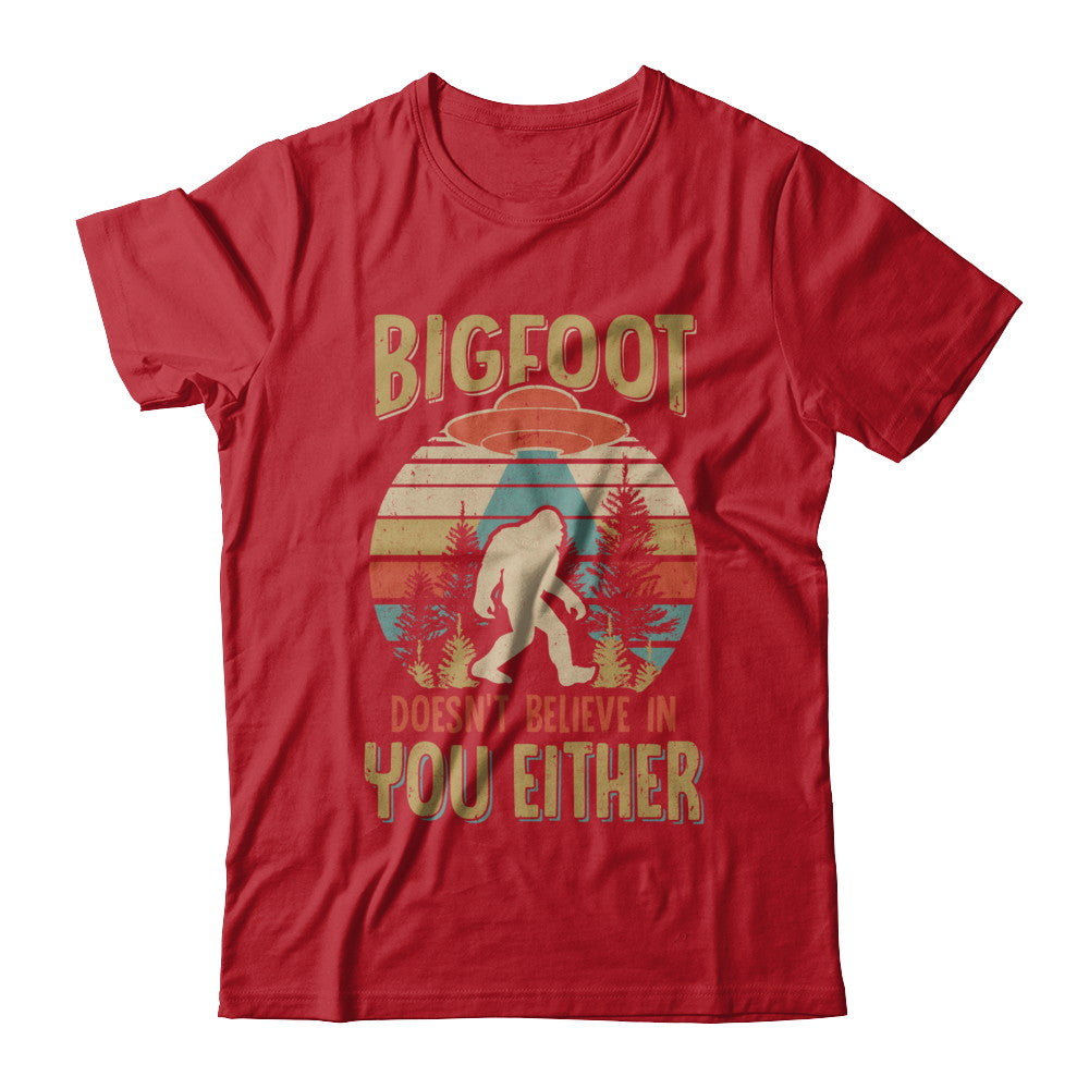 Retro Bigfoot Doesn't Believe In You Either UFO T-Shirt & Hoodie | Teecentury.com